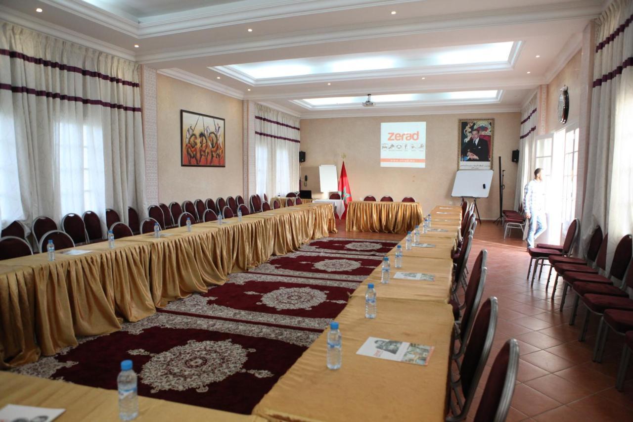 Zerad Hotel Ел Джадида Екстериор снимка