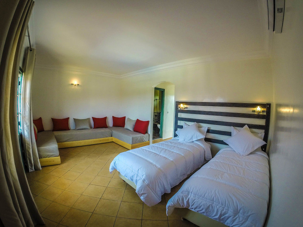 Zerad Hotel Ел Джадида Екстериор снимка